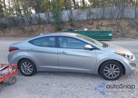 2015 Hyundai Elantra Se z USA, uszkodzony, nr VIN 5NPDH4AE3FH600907